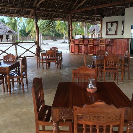 Emma Bay Beach House Michamvi Екстериор снимка