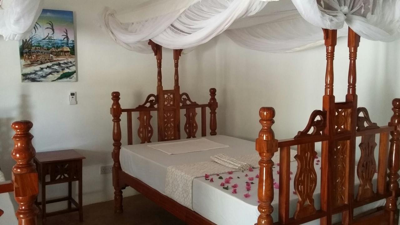 Emma Bay Beach House Michamvi Екстериор снимка
