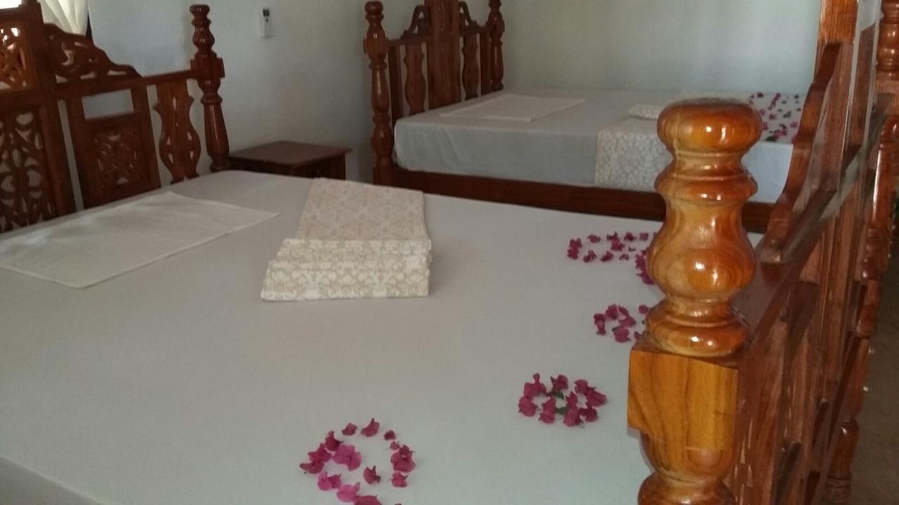 Emma Bay Beach House Michamvi Екстериор снимка