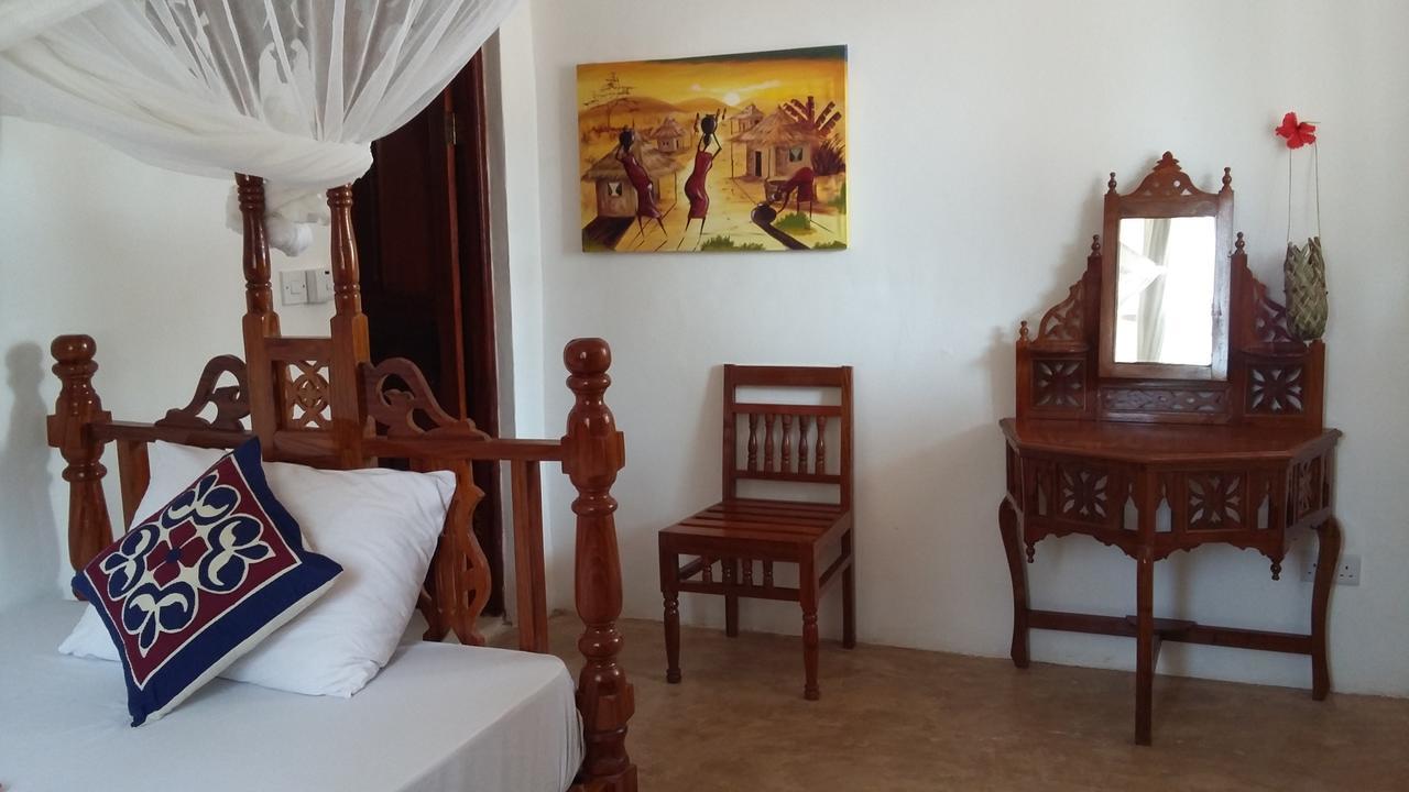 Emma Bay Beach House Michamvi Екстериор снимка