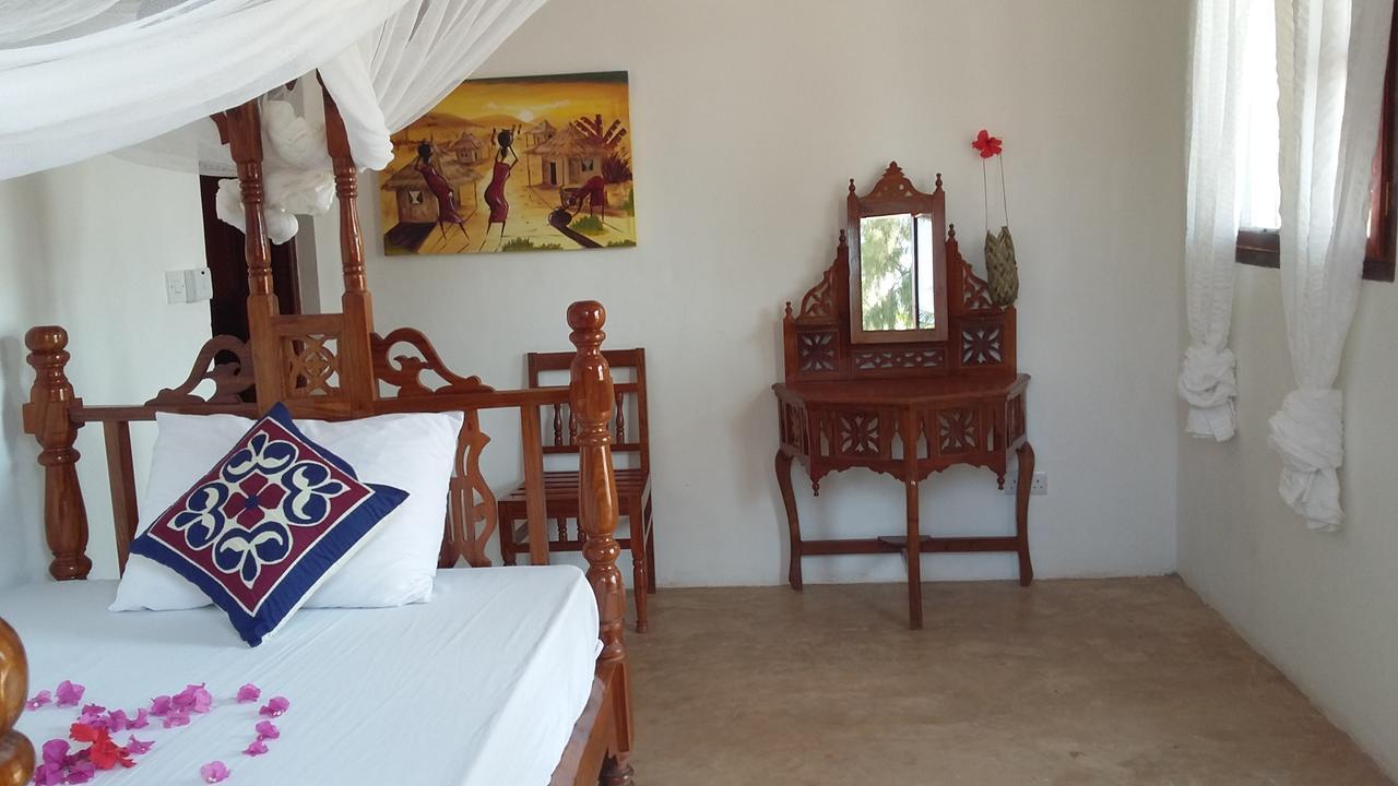 Emma Bay Beach House Michamvi Екстериор снимка