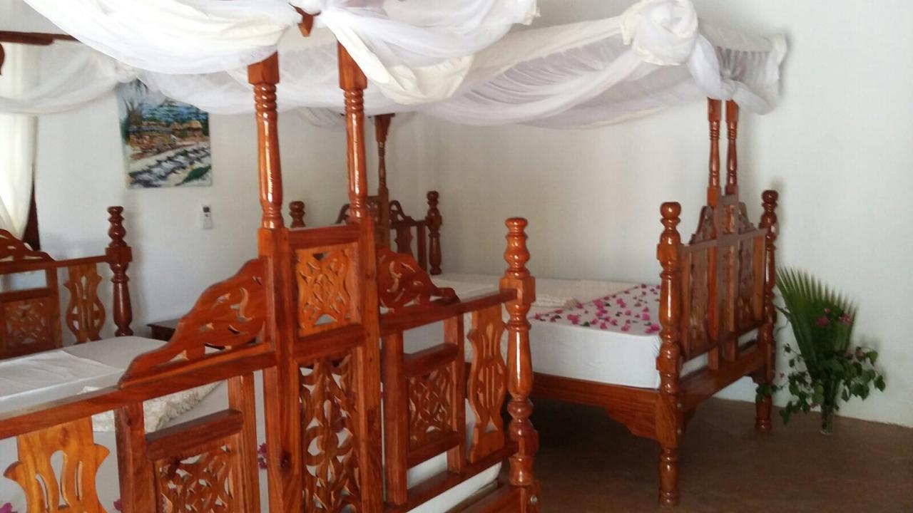 Emma Bay Beach House Michamvi Екстериор снимка
